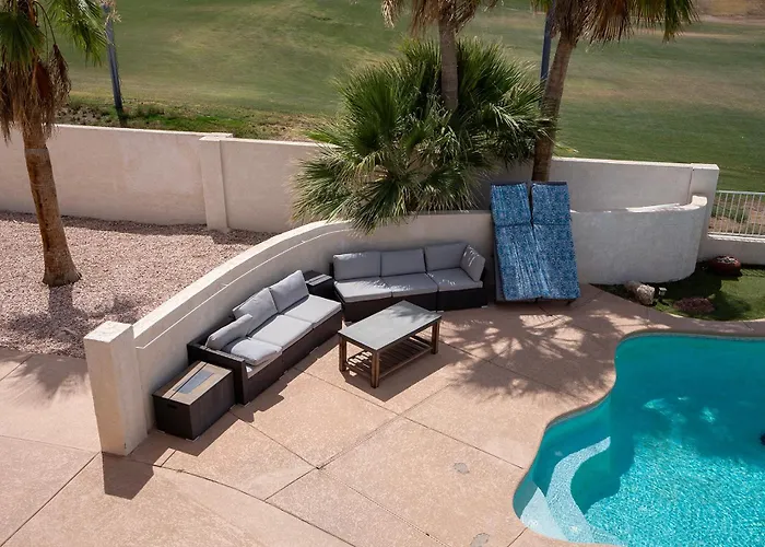 Desert Glam On The Golf Course