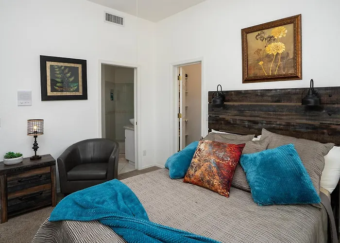 Desert Glam On The Golf Course Holiday home