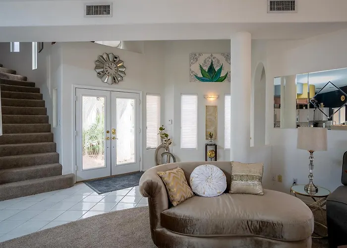 Holiday home Desert Glam On The Golf Course