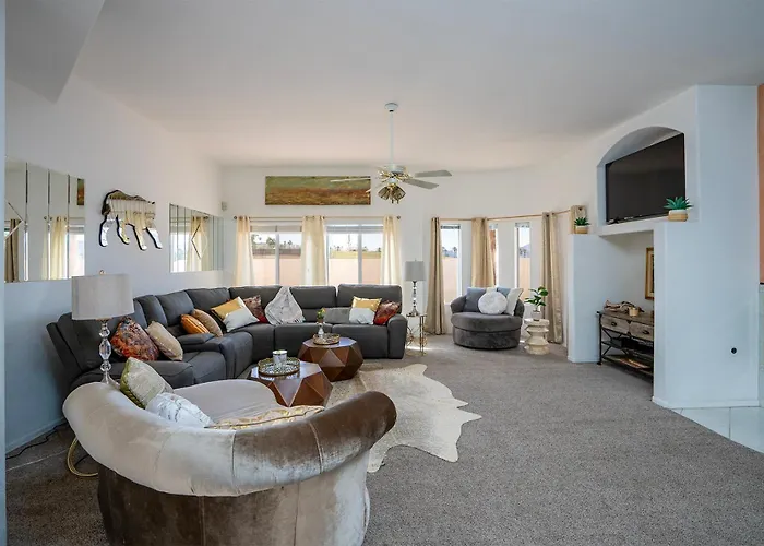 Holiday home Desert Glam On The Golf Course